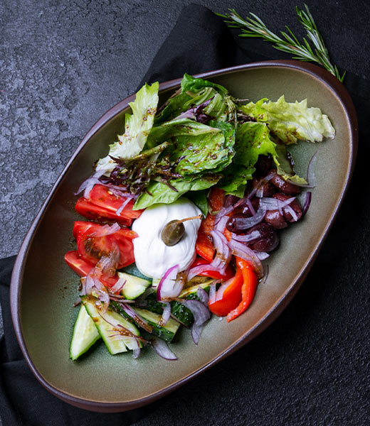 Хориятики с эспумой из сыра «фета»