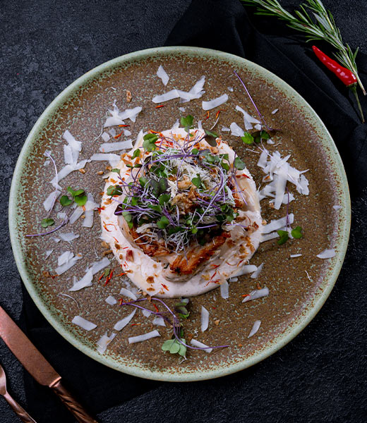 Рулет из индейки с грибами и цукини