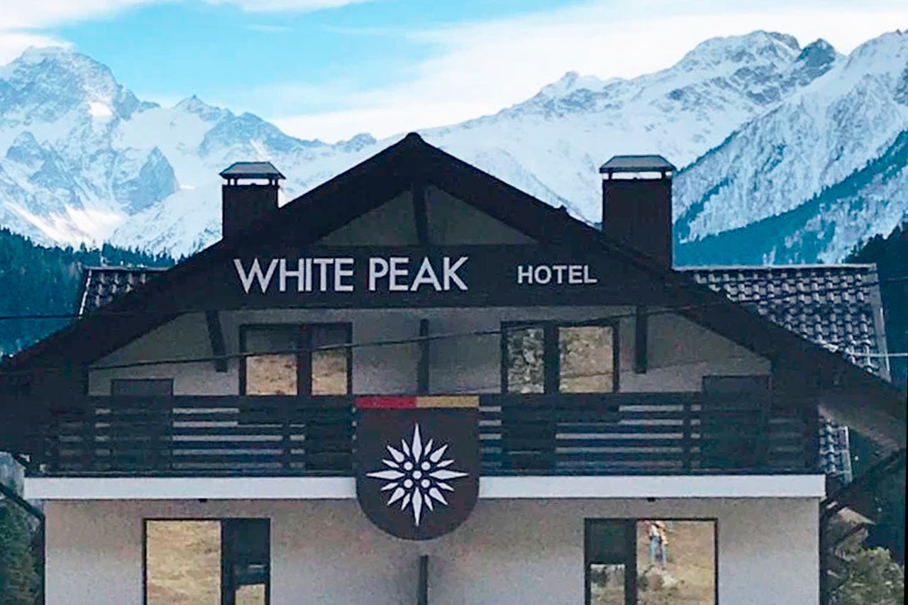 White Peak Hotel