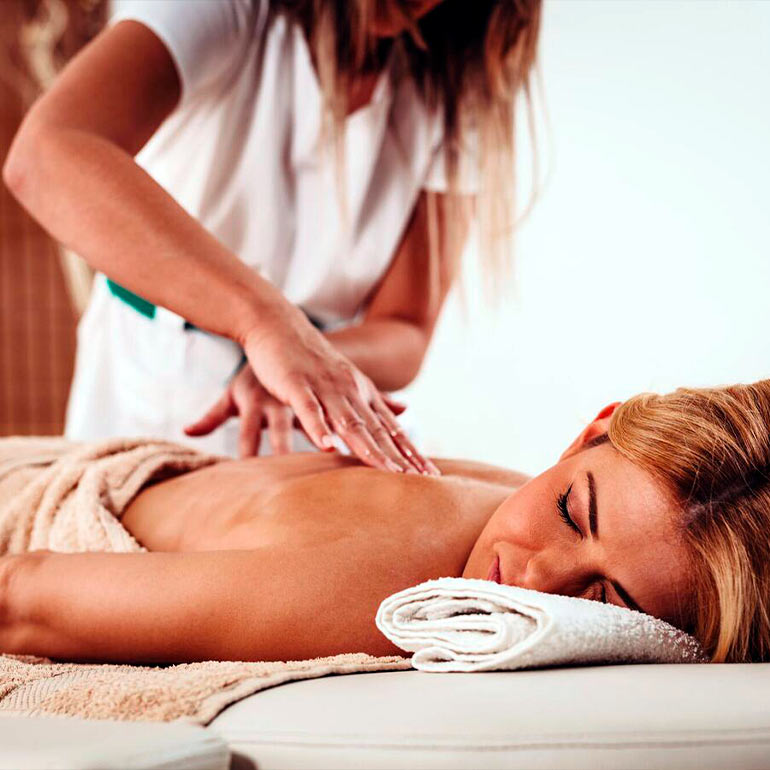 Массаж в White Peak Hotel White Peak Hotel Массаж