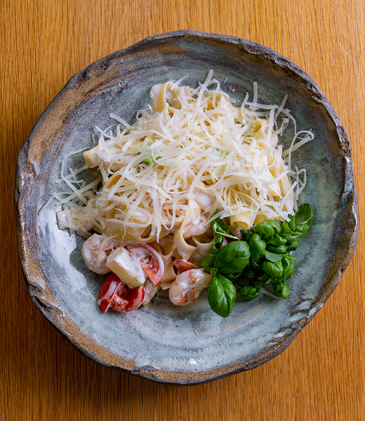 Феттучини с цукини и креветкой/семгой