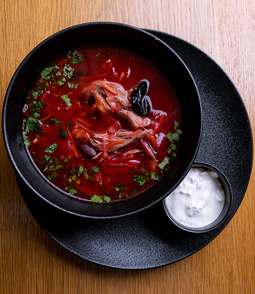 Борщ с уткой и черносливом